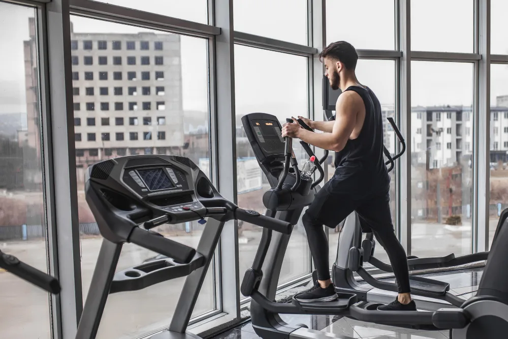 Your Guide to Gym Etiquette at an Apartment Complex